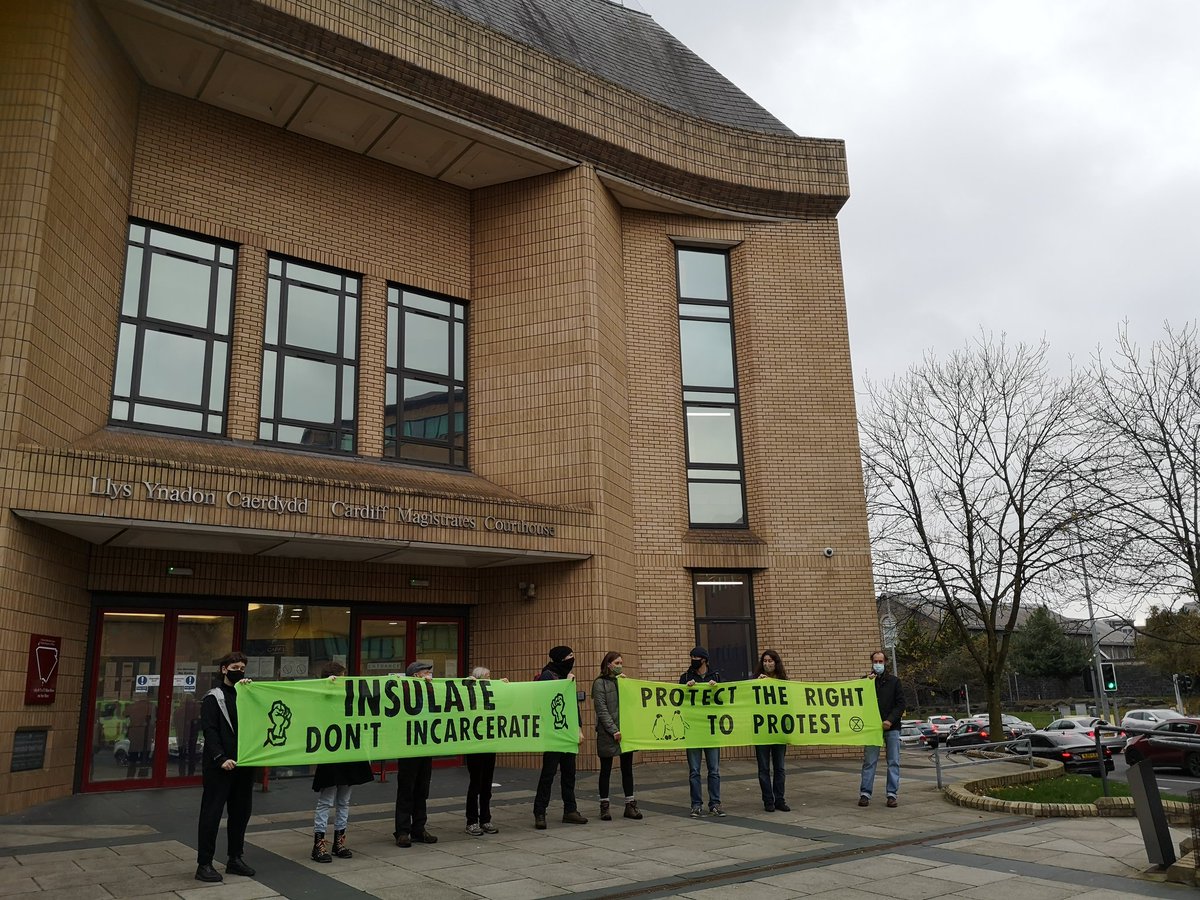We showed our solidarity with the 9 #InsulateBritain peaceful protestors who were jailed earlier in the week. We must defend our #RightToProtest