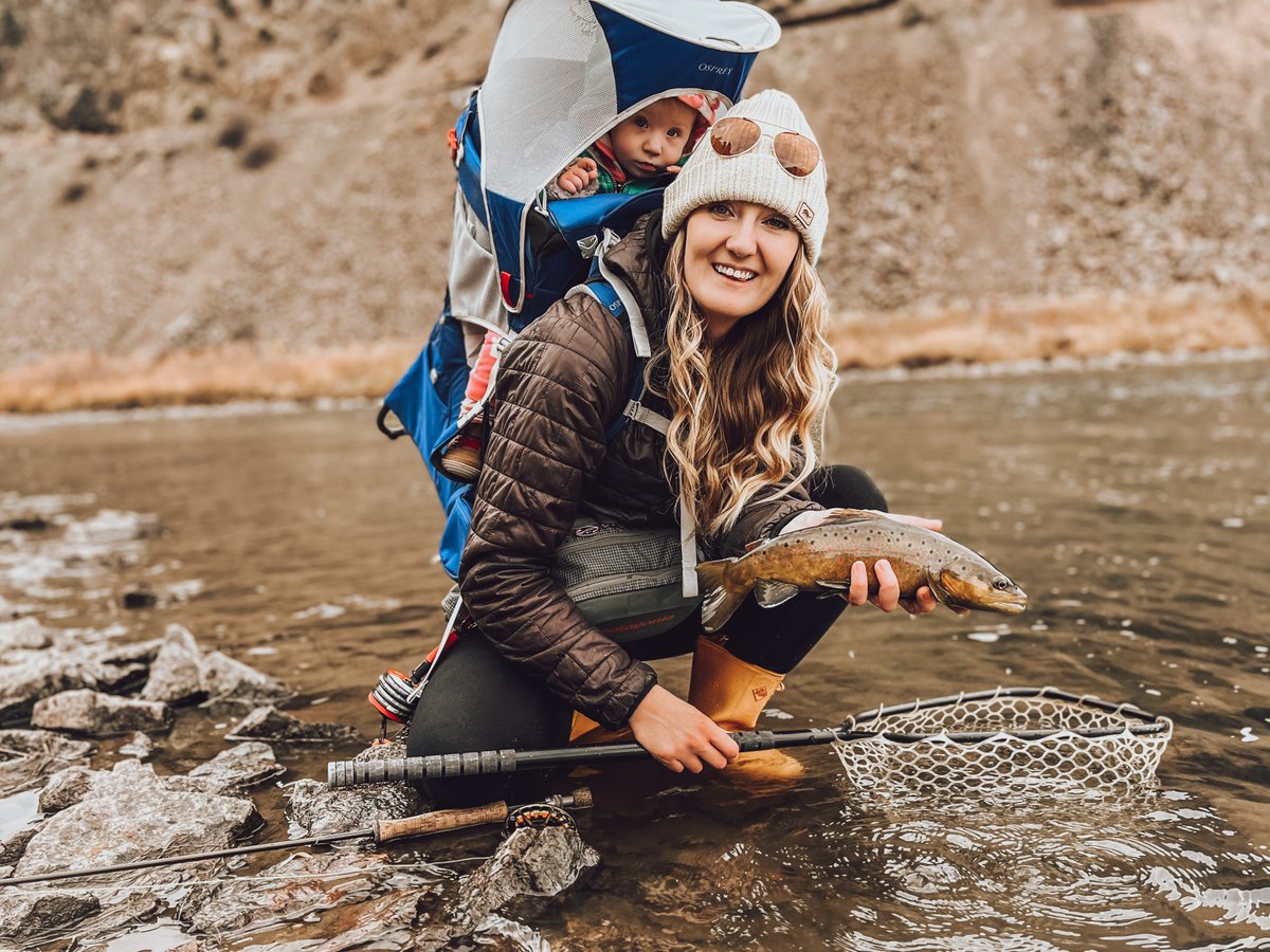 WFN's tweet image. How did you get started with your passion for the outdoors? For many it was our parent's traditions like this one with (IG bethawentfishing). @turtlefur #ColoradoOutdoors #CatchAndRelease #FallFish #FlyFishing #MustLoveFishing