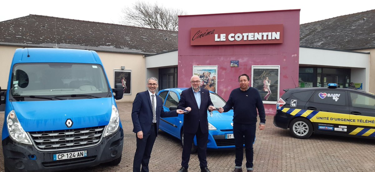StTRAVERT's tweet photo. Merci aux partenaires présents aux côtés de @SAUVLife ▶️ @CreditAgricole et @enedis_normand Mention spéciale pour #ENEDIS qui fais le don de 2 véhicules pour l‘assistance médicale. Un grand merci à tous les bénévoles. #santé #proximité #Manche https://t.co/2uc4eZQY43