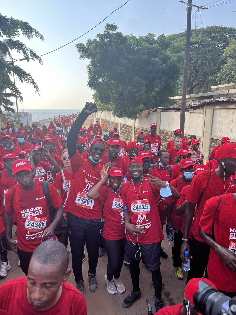 marathoneiffage's tweet photo. La team @PobarChallenge était avec nous durant cette randonnée ! Merci à eux pour cette belle énergie déployée durant ce #marathoneiffagedakar2021 ! ♥️✨. 

On attend demain les runners pour le 10, le 21 et le 42 Km. 🔥🔥

#CourezDakar #marathoneiffagedakar2021 https://t.co/gDukqgr4nP