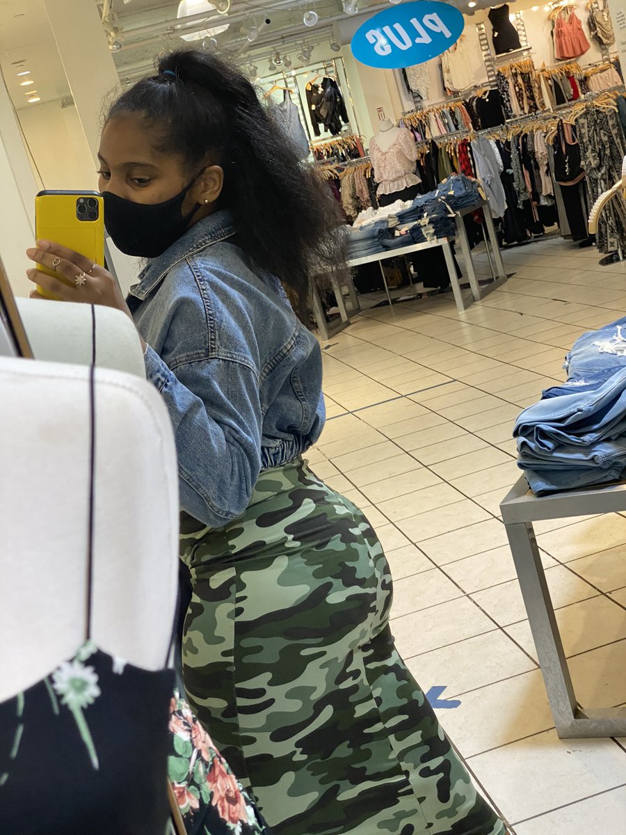 LabelMe_Kay's tweet image. I really be forgetting to post what i look like on here 

Pt. 3