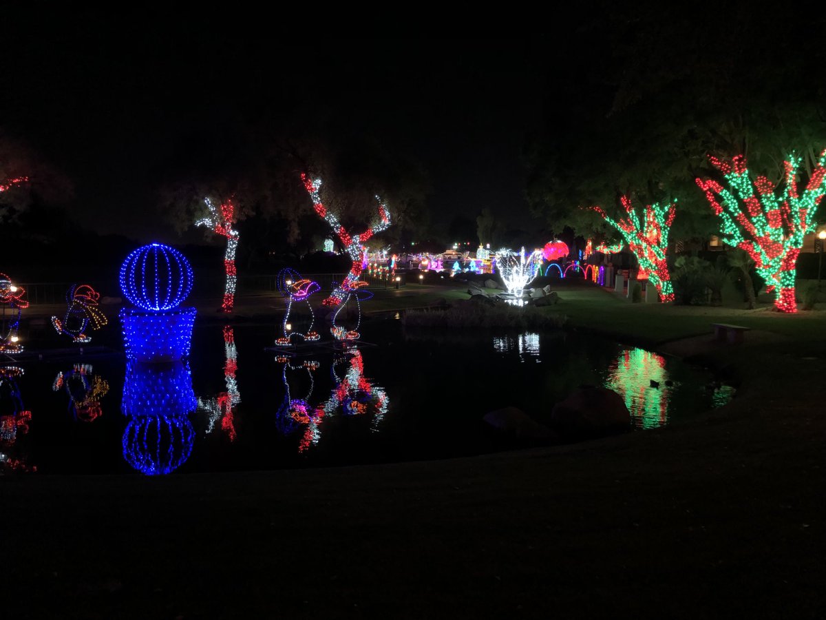 MarcZabicki's tweet image. Plenty of holiday cheer at #LPLmasters ⁦@LPL⁩ ⁦@LPLResearch⁩