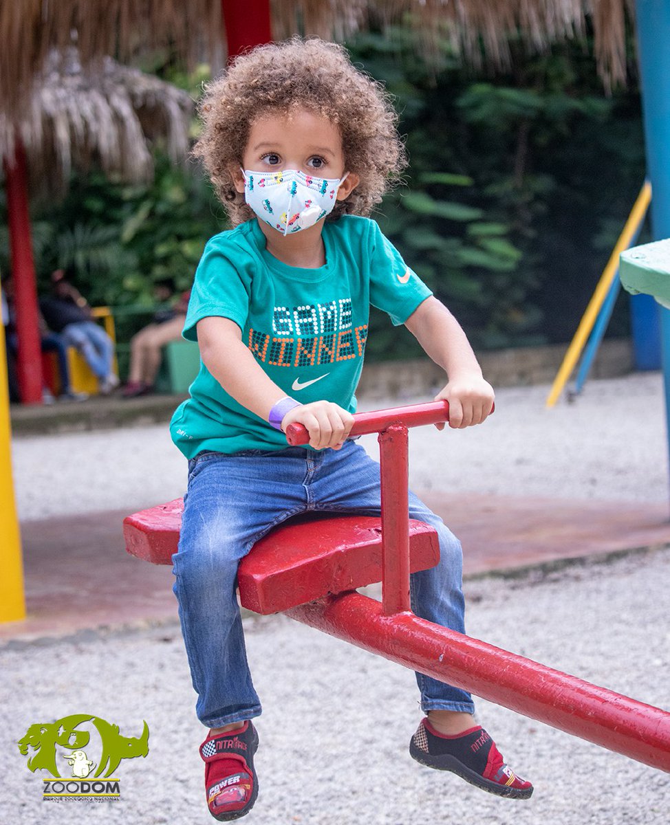 zoodomrd's tweet photo. Hoy te invitamos a vestirte con una pieza de ropa azul en señal de apoyo de los derechos de nuestros niños y adolescentes, ellos son el futuro y cuentan con nosotros, así que #DeAzul por ellos 💙
Especie: Cachorros humanos (disfrutando de ser niños🥰) https://t.co/M2JAjuj7Ws