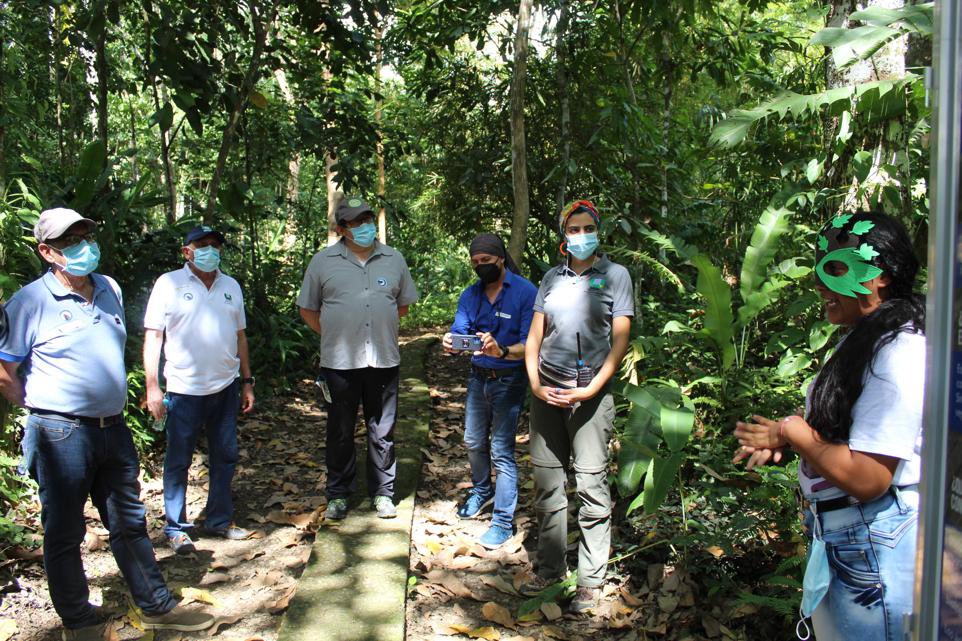 CorporacionCVS's tweet photo. Participamos en la presentación de las líneas de trabajo de la Estación Ecologica Las Guartinajas en Tierralta. Un lugar para conocer y trabajar por la biodiversidad del Alto Sinú. 

Hacer turismo de naturaleza, investigación científica y educación ambiental. https://t.co/iumPC8OEaf