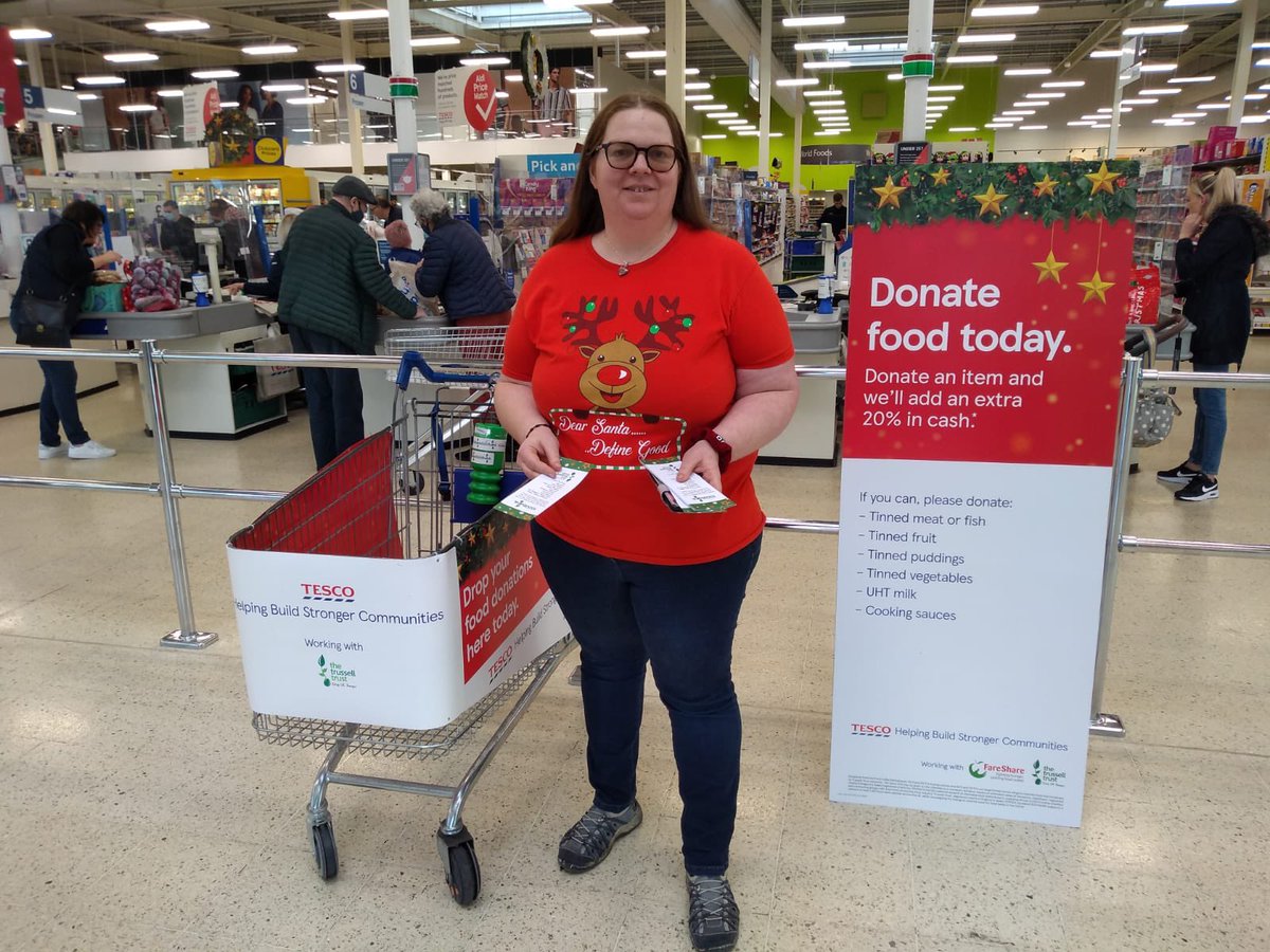 burngreavefb's tweet photo. It's the final day of our Christmas foodbank collection at @Tesco Savile St and @Tesco Ecclesall Rd.

We're set for our busiest day today so if you're out shopping we'd love your support 💚

#everycanhelps https://t.co/4kavA5yvYs
