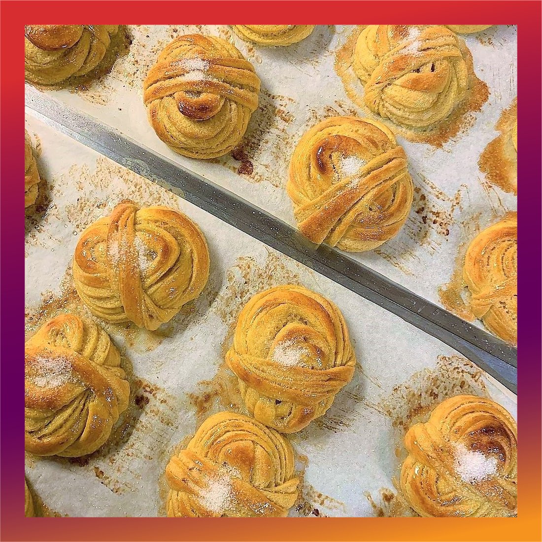 mahbir's tweet photo. It's time ladies and gentlemen... 🎄❄️
Mariah's All I Want For #Xmas is playing on repeat &amp; the first batch of freshly baked #saffron buns are ready. Thanks to our newest partner, Leipomo Manna in Turku, #Finland for getting us in the festive spirit and making our mouths water😋 https://t.co/wYQKAwVV09