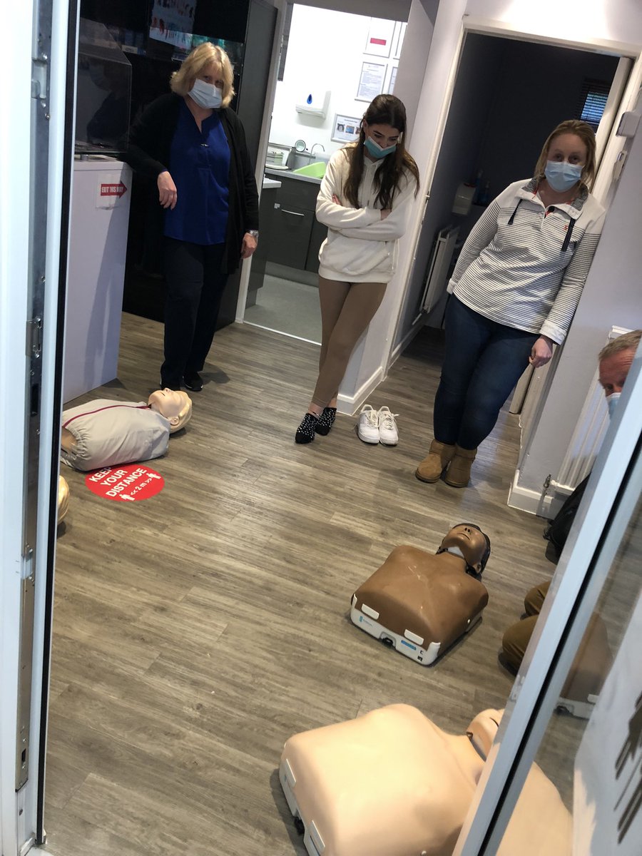 stephendentist's tweet photo. Rest assured we are all up to date with our basic life support training.

Great to get all the team together to enjoy lunch and practice our life saving skills for every medical emergency 

#keepsafe #cpr #cprtraining #defibrillator #afternoon #afternoonteadelivery #team https://t.co/YlXj1XjITZ