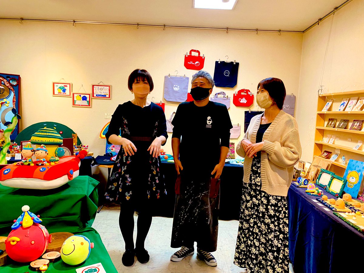 SeikoWada0807's tweet photo. ぽぽぽ展可愛かったー♡
なるちゃん、マスターありがとうございました！ https://t.co/VJAua3KSWh