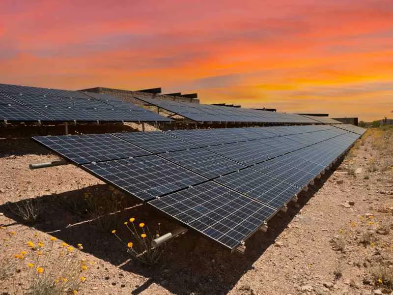 Power4All2025's tweet photo. Ghana: To reaffirm its commitment to #RenewableEnergy and #SDG7, the government is planning to build 8 solar plants in the northern part of the country https://t.co/PTWnQxHxbn #SolarEnergy https://t.co/on6Y17pElx