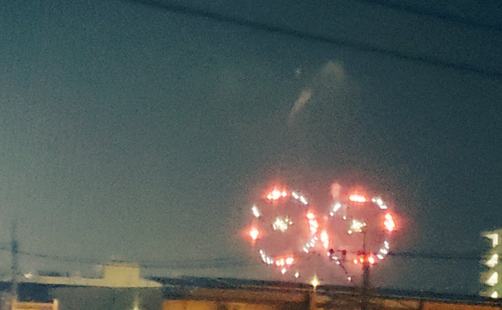 You Maru 関ジャニ さんのre Liveが始まったタイミングで花火が上がっております Re Live おめでとう ほんとにこの時を待ちわびていたよ 関ジャニ 関ジャニツアー Kanjanisrelive8beat Eightと出会えてよかった Eighterでよかった