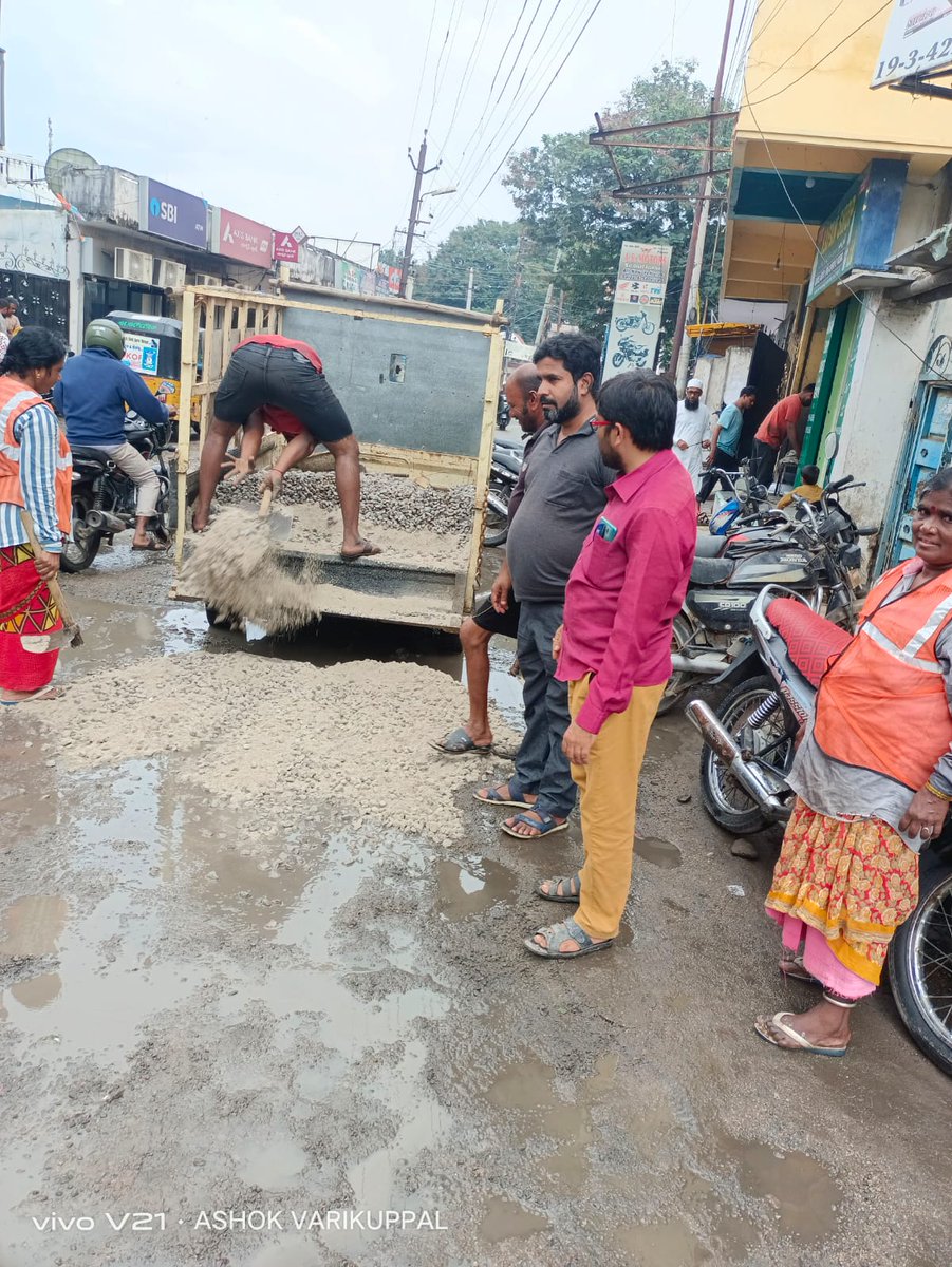 Executive Engineer circle 10 tweet media