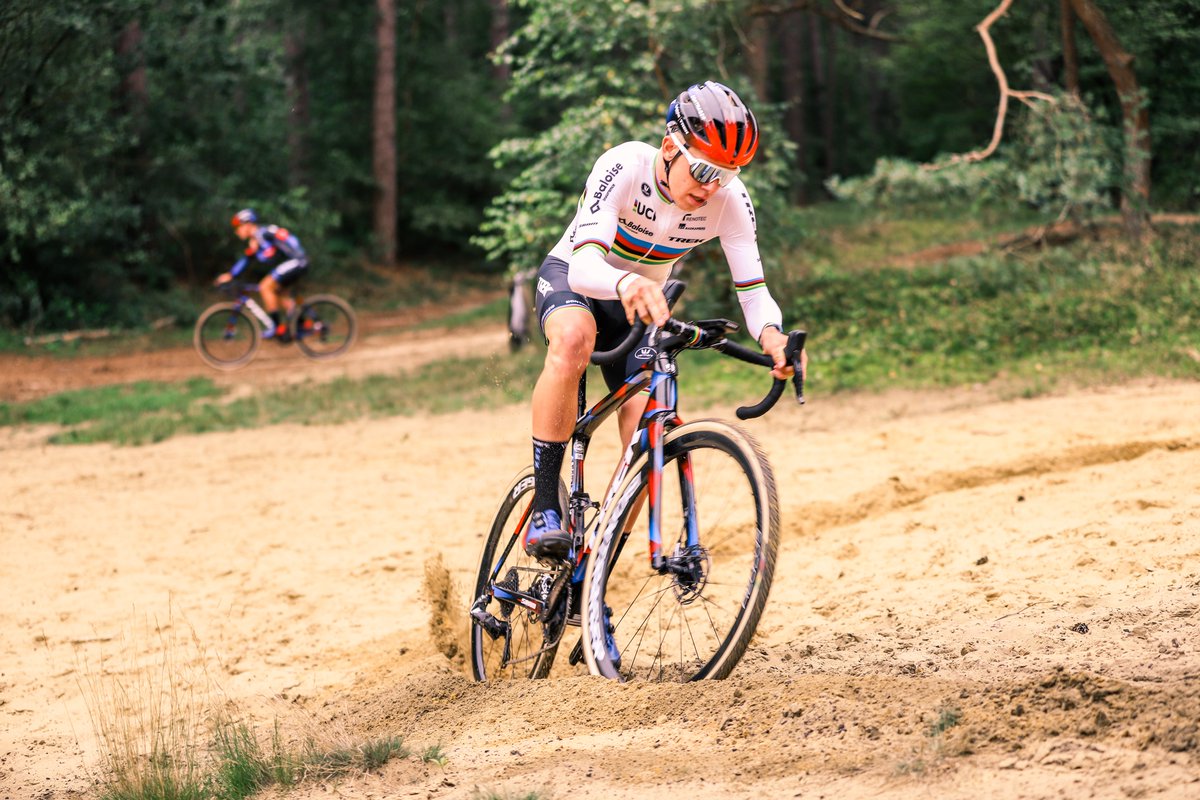 Unfortunately 🦁 <a href="/pimronhaar/">Pimronhaar</a> won't start in tomorrow's World Cup in Koksijde since he had a high-risk contact in the past days. As a preventive measure our U23 world champion will go into quarantine.