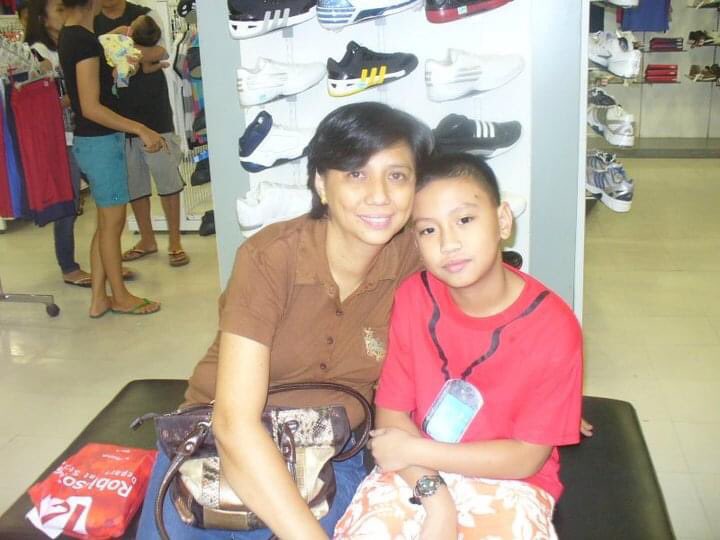 serdebs's tweet photo. Hi ma! Happy birthday 🥳! Onti onti na natutupad pangarap natin hehe, sana maenjoy mo ang handa namin para sa iyo 😊 i love you ma! ❤️ https://t.co/lcqbtzLQpO
