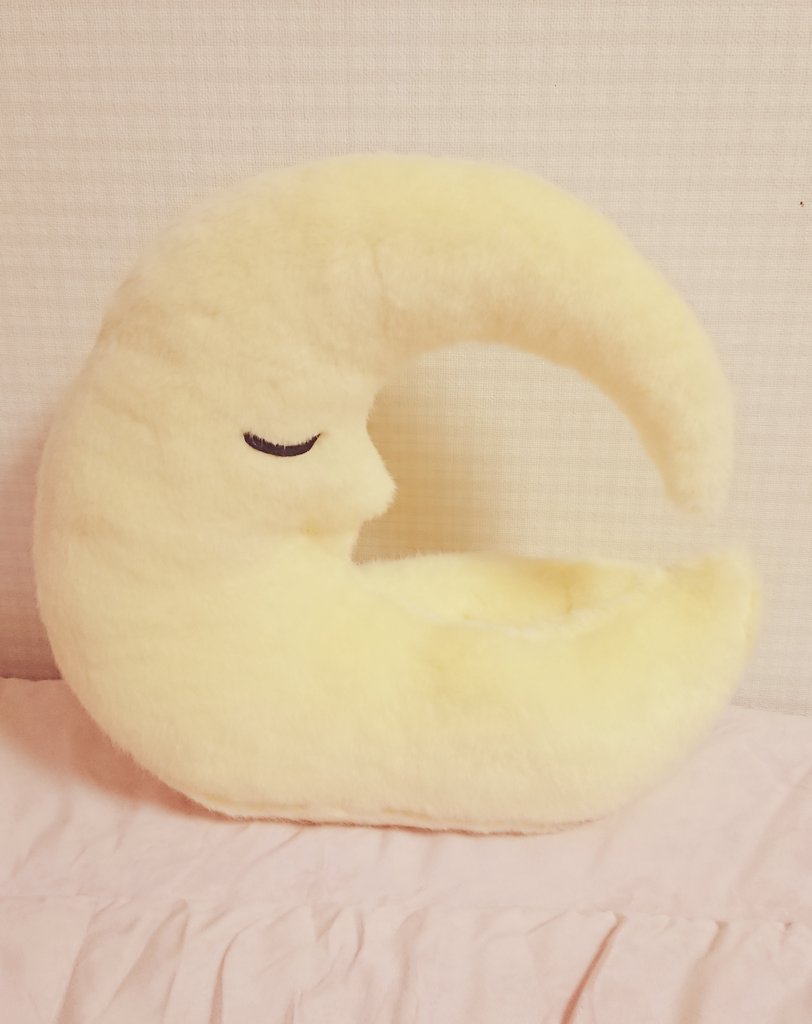 d_w_munano's tweet photo. #fancyalamode (@fancy_YOUME)様より可愛い🌛ぬいぐるみが届きました👏ピンクと死ぬほど悩んでイエローにしました🌛実際手元にきて可愛いさとクオリティに感動しております😭💓向きをどちらから見てもよしなのすごいです✨カードやシール、メッセージもありがとうございました✨大切にします💓🌛 ✨ https://t.co/0Gat7oLdzd