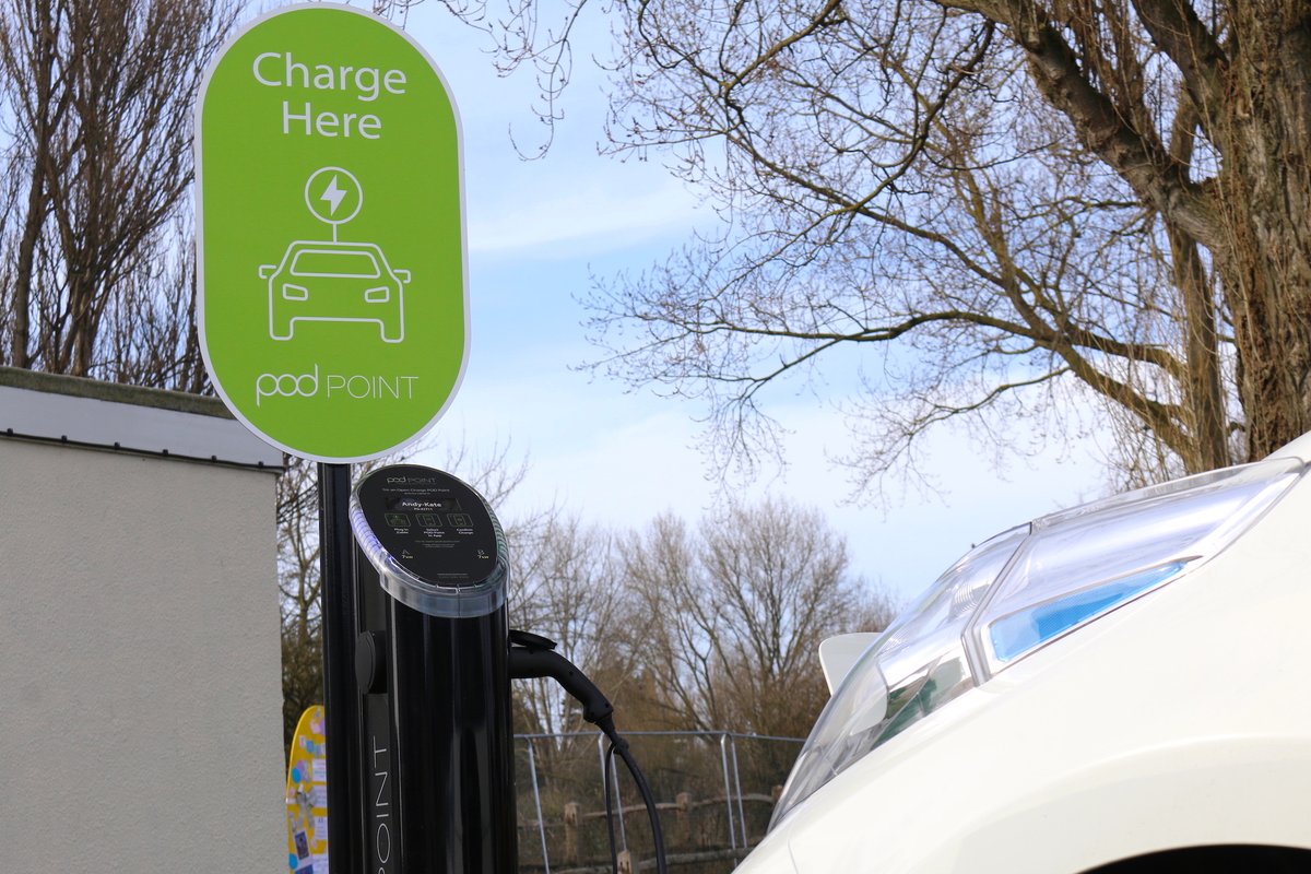 Thousands of electric charging points are to be installed across West Sussex, making it easier for more people to switch to electric vehicles.

Our #Sustainability Officer, Chloe, explains more in this week’s blog:

👉 adur-worthing.gov.uk/our-stories-yo…