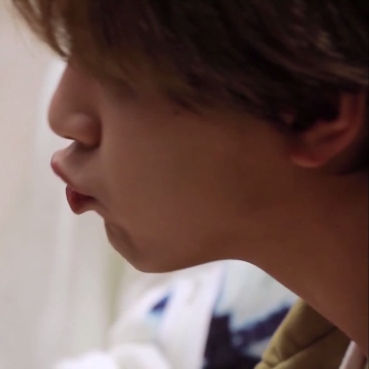 haechanconfess's tweet photo. sfs! bagi foto haechan yang manyun manyunn dong😙 thanks https://t.co/do495bnfcr