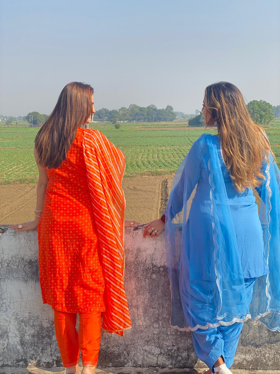 MeMonicaBedi's tweet photo. Enjoying Punjab with my sweetheart ❤️
#Family https://t.co/dgJIBRZbLa