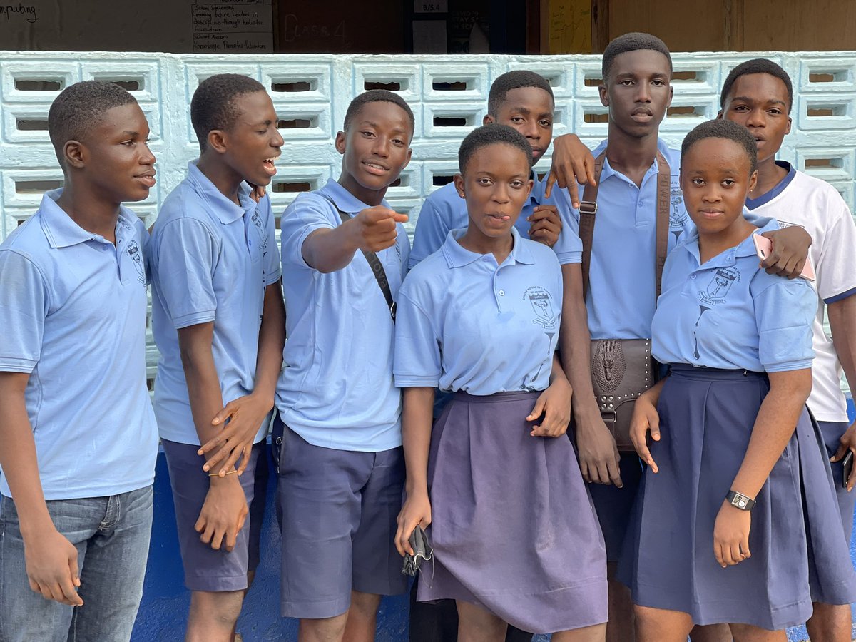 ChristRoyalint's tweet photo. First hurdle in life for them is done…wishing them all the best in life.🎊🎈👍🙏🏾 https://t.co/nNIJE3OGZc