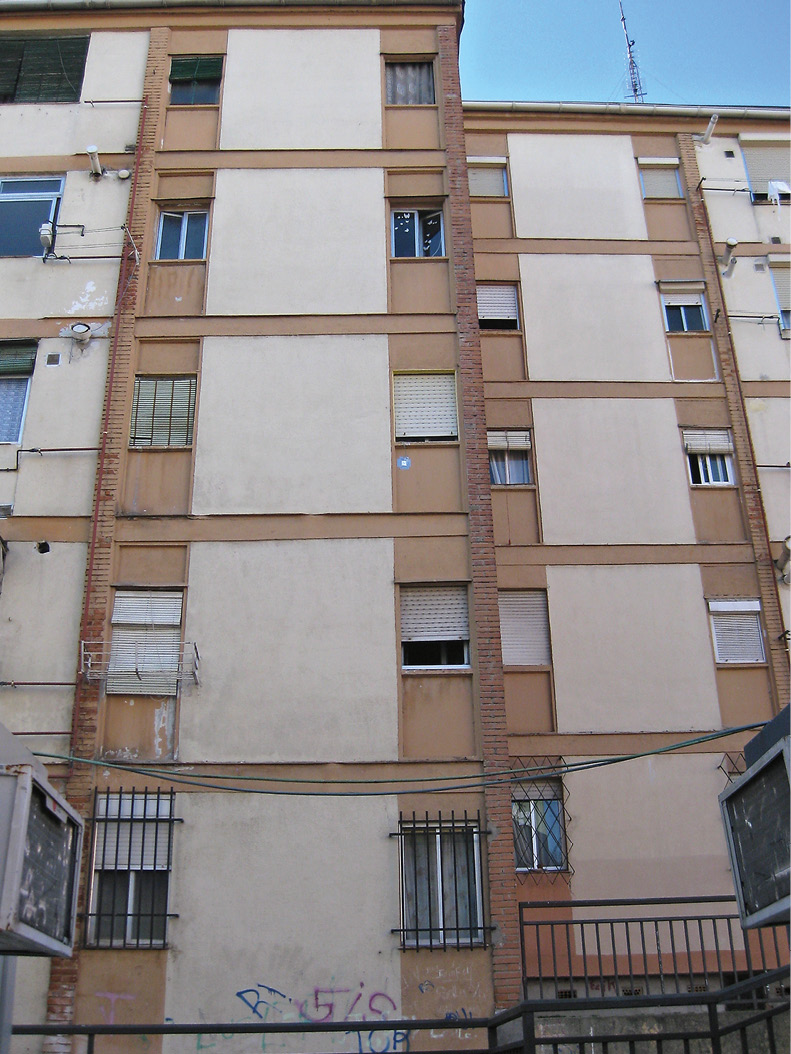 CGATEsp's tweet image. 🌡🏢Comparativa experimental de la rehabilitación de una vivienda con SATE. Una interesante investigación que compara las temperaturas interior y exterior en diferentes orientaciones antes y después de la intervención del edificio. #RevistaCercha cercha.publicaciones-digitales.com/.150/#page=110