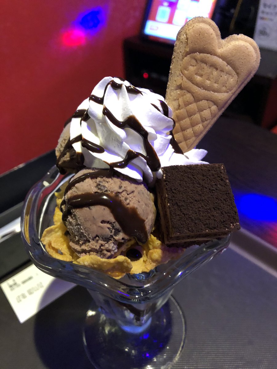 ayukiimu0531's tweet image. ラカラカンジャンジャ♬今すぐ食べてあげるフニあアアアアアアア〜ン🤤。

のちほどちゃんとしたご飯食べにいきます〜🤤えー前回はコチラのチャーシュー丼れすね🤤今日はカレーたべとぅあいれすね🤤　#bubblenet