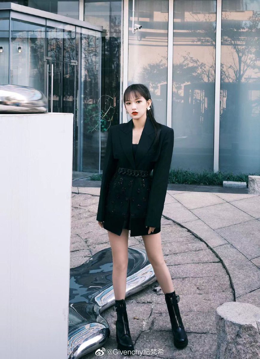 shvnthny's tweet photo. official — #程潇 • #chengxiao

givenchy updates weibo with cheng xiao for #givenchyspring22 new series launch event in shanghai https://t.co/jAp32D3rA7