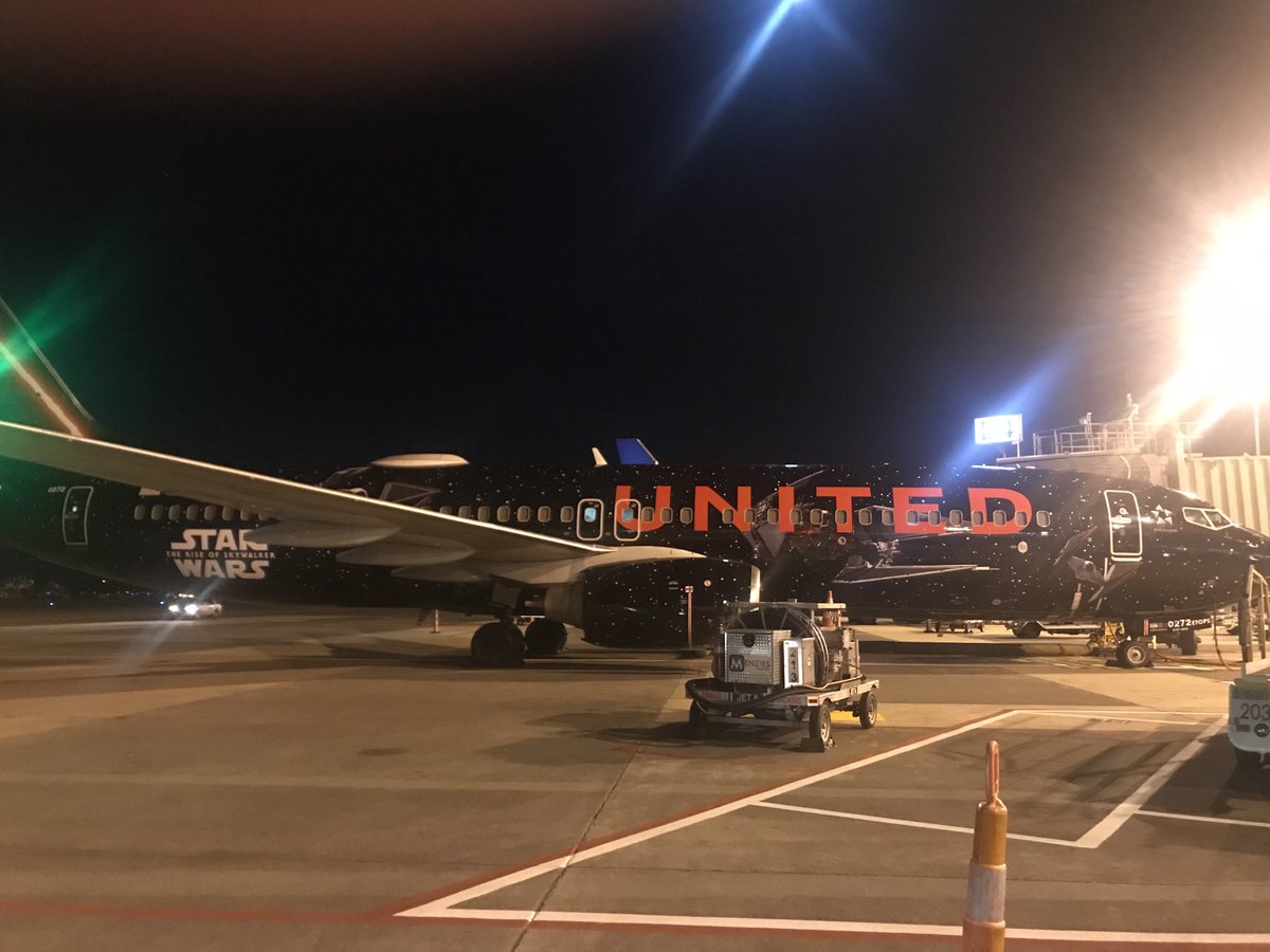 Good morning from IAD, the force will be with us to get thousands of travelers to see their family and friends this week. ⁦<a href="/weareunited/">We Are United</a>⁩ ⁦@BUZZBEAA⁩ ⁦<a href="/EddieLGordonJr1/">Eddie L. Gordon, Jr.</a>⁩ ⁦<a href="/JimSchake/">Jim</a>⁩