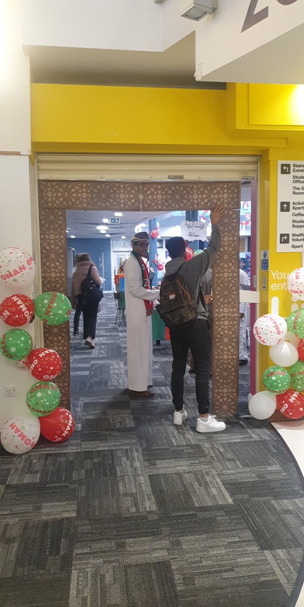 جانب من الفعالية المفتوحة للاحتفال بالعيد الوطني ٥١ المجيد
في جامعة شفيليد/ المملكة المتحدة
<a href="/Sheff_omanisoc/">Sheffield Omani Society</a> 
#تعالوا_نتشارك_البهجة