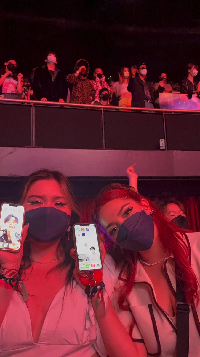 idm๐ (@indomyfess) on Twitter photo -idm berdoalah pada tuhan hingga cowok di lockscreenmu ada dibelakang mu persis 
c: kittyincidnce -idm berdoalah pada tuhan hingga cowok di lockscreenmu ada dibelakang mu persis 
c: kittyincidnce