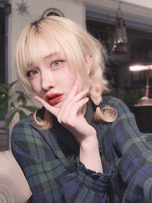 Twitterのコスプレ画像2