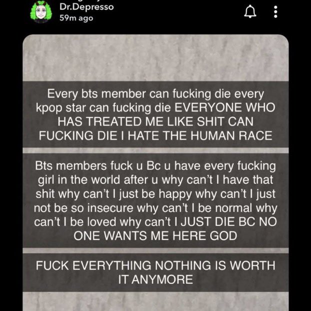 tell me why was i leisurely scrolling thru snap stories and suddenly JUMPSCARE