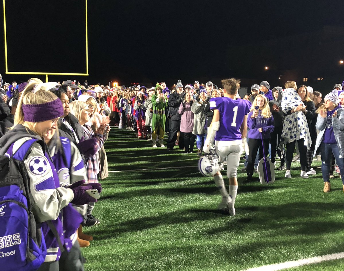 BluffCherokee's tweet photo. One closing huddle, one last hug, one final walk…OneBearNation. Thanks Seniors for everything! https://t.co/kswGX9yd5w