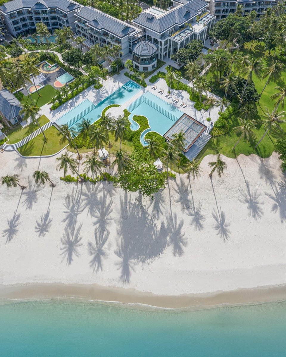 MandalaySamui's tweet photo. At the very first of Centara’s ultra-luxe Reserve collection on Koh Samui will have complimentary private cocktail station in the rooms. Just saying. 🍸
#KohSamui #Thailand #LuxuryTravel #VisitSamui https://t.co/RleAhGTrx2