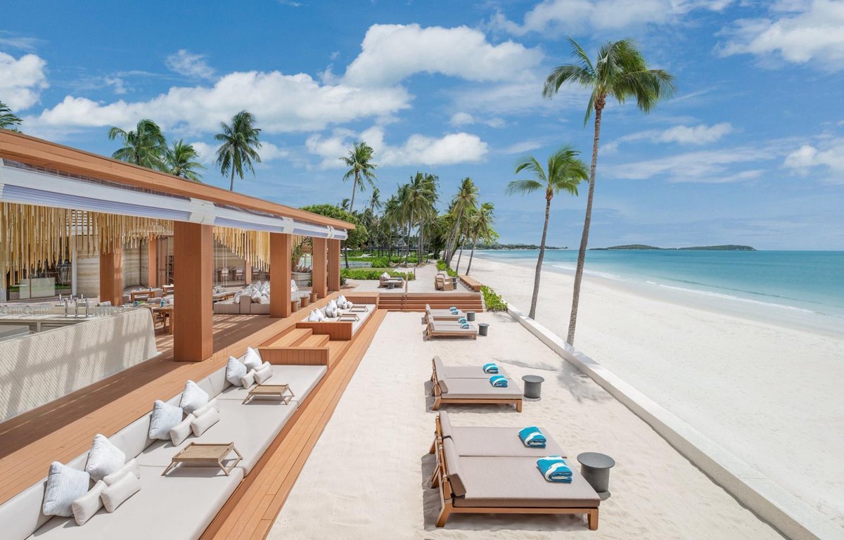 MandalaySamui's tweet photo. At the very first of Centara’s ultra-luxe Reserve collection on Koh Samui will have complimentary private cocktail station in the rooms. Just saying. 🍸
#KohSamui #Thailand #LuxuryTravel #VisitSamui https://t.co/RleAhGTrx2