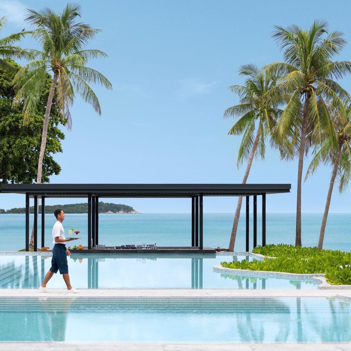 MandalaySamui's tweet photo. At the very first of Centara’s ultra-luxe Reserve collection on Koh Samui will have complimentary private cocktail station in the rooms. Just saying. 🍸
#KohSamui #Thailand #LuxuryTravel #VisitSamui https://t.co/RleAhGTrx2