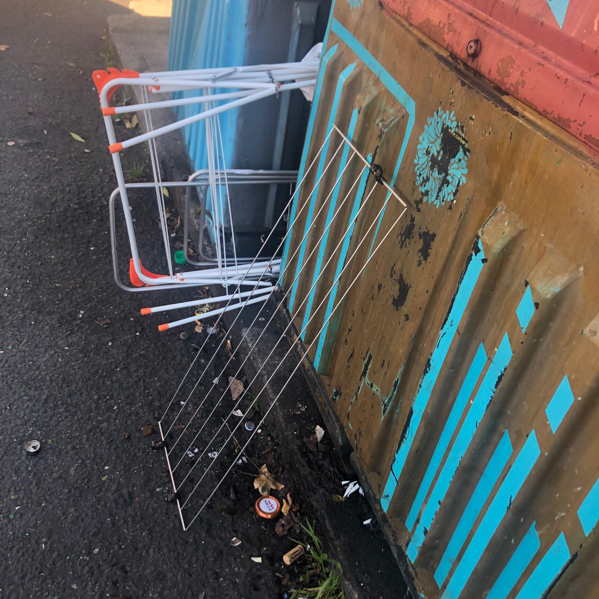 Who leaves a clothes horse at the bottle bank ? Like wtf? 🤷🏼‍♂️