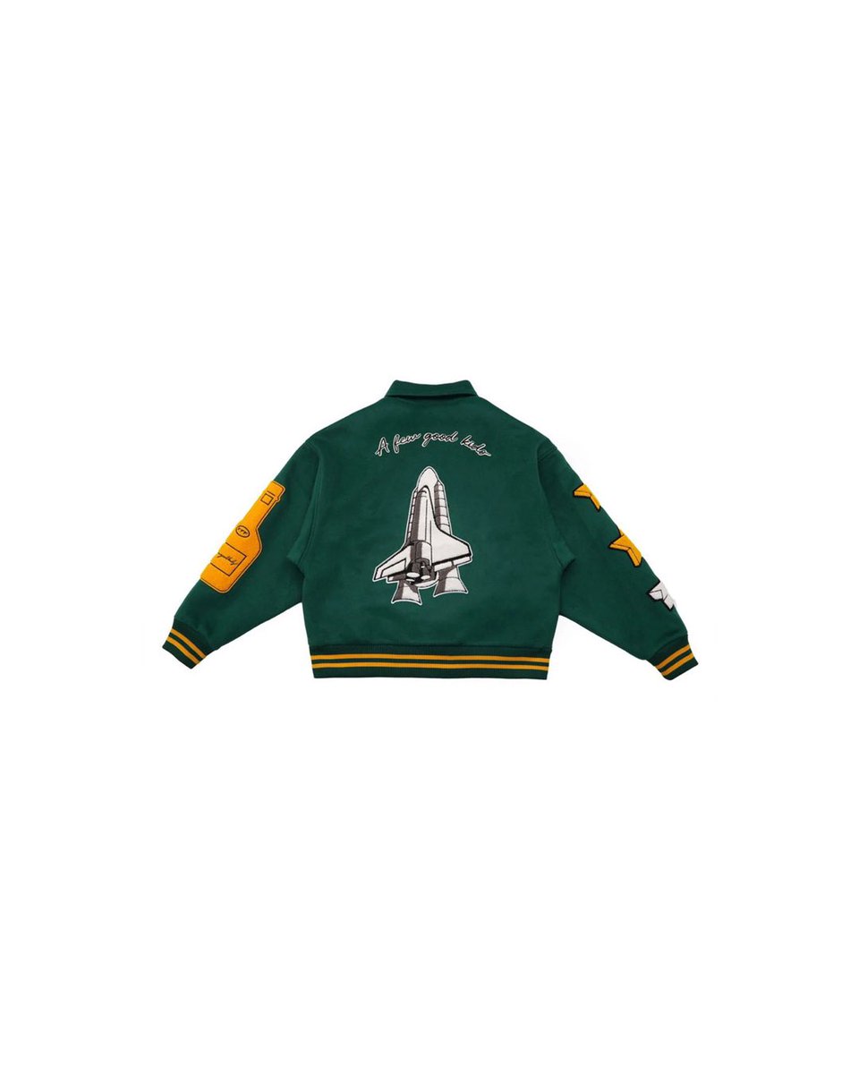 walkinstore's tweet photo. LockerRoom KYOTO

『A FEW GOOD KIDS』より大本命スタジャンが到着🚀
ブームの火付け役ともいえる"ROCKET COLLEGE JACKET"をはじめ2型ラインナップです🔥
店頭先行販売となりますのでお早めに🤝

#afewgoodkids #afgk #doncare #fall #autumn #winter https://t.co/LR8wAQNkGe