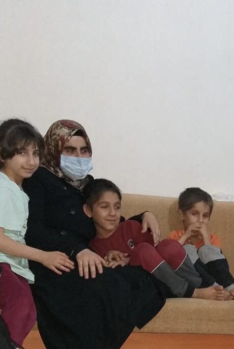 svlaksy72's tweet photo. Cennette darul ferah adli bir yer vardir ki oraya ancak çocukları sevindirenler girerler. 

#DünyaÇocukHaklarıGünü https://t.co/DGT5v0QAVO