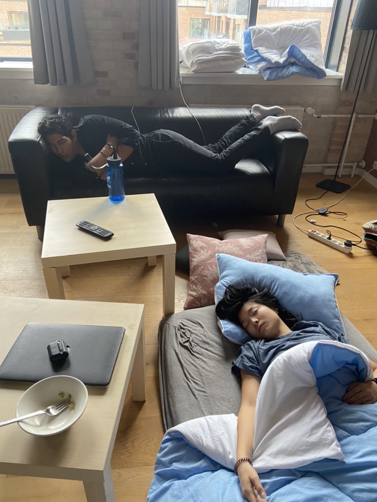 aidschutter's tweet image. My friend joined my nap! #happy #noloners