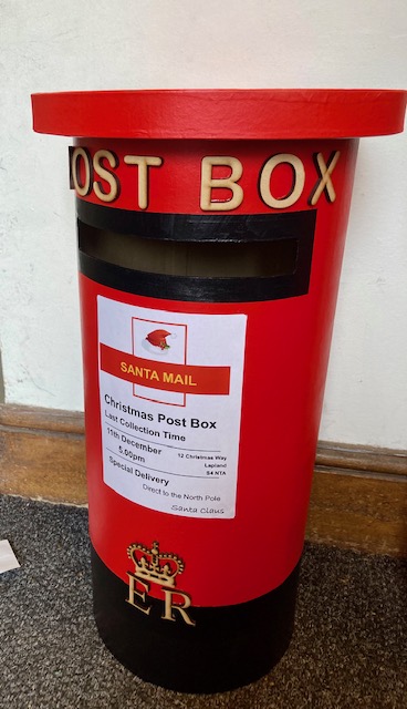 LettersConnect's tweet photo. Christmas is coming
#PostboxSaturday 📮
@RoyalMail 💌
#SantaMail 🎅 https://t.co/a95jUJGtQv