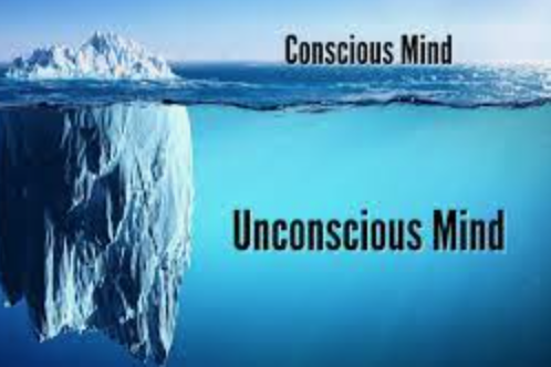 Mariearnd81's tweet photo. Image of the iceberg which represents the conscience and the unconscious of the human: 
@lets_NEUROmkt #NMKTRCH https://t.co/NLvT0cfVNX