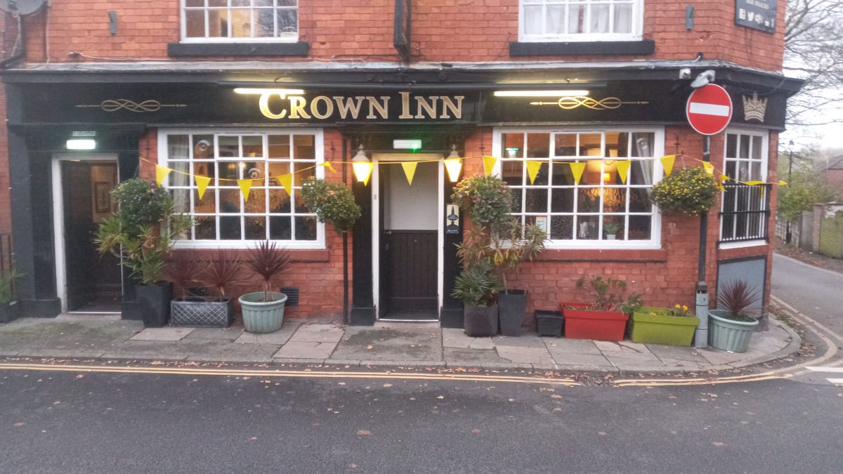 WythenshaweTeam's tweet photo. #ThankYou to The Crown Inn Northenden for participating in our #safeplace2bee🐝 Campaign https://t.co/p9p9CprY3r