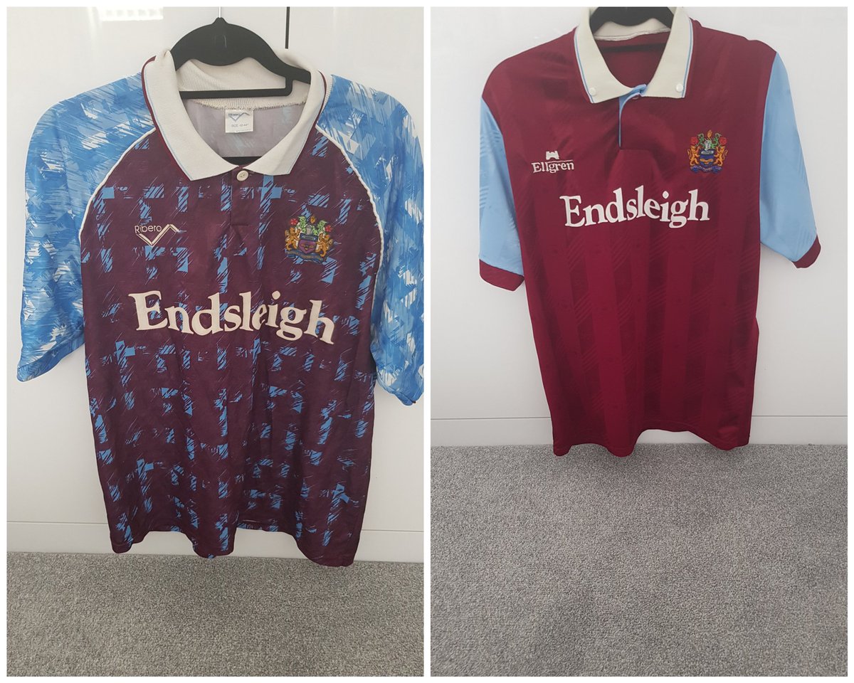 claretdave66's tweet photo. Inspired by @clivelawrence1 photos of #JohnPender this week going to see if I can squeeze into one of these for todays game #twitterclarets https://t.co/qeOjI9FRx4