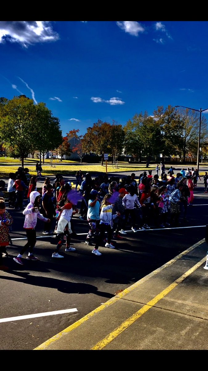 PEw/Cherry_ontop tweet media