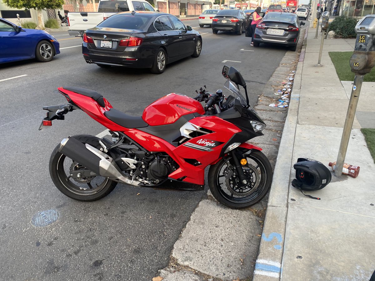 badz1x's tweet photo. Can’t wait to get back on this beauty 🥲 https://t.co/YAEsdJ4gEx