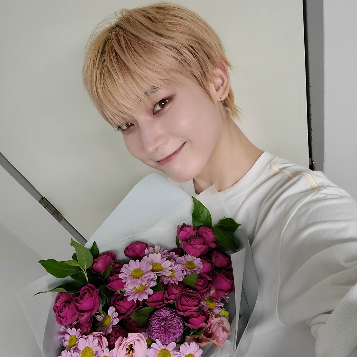 PurpleKhimm's tweet photo. You did so well sunoo-yahh!! Im so proud of you, see u next time too and thank you so much for making engene's happy. You're alwayss be our sunshine of engene's life luv youu Sunoo!!♡

#ENGENEPH
#ENHYPEN #SUNOO
#EN_CONNECT_COMPANION
#SUNOOUPDATE https://t.co/jfkKMiLnBn