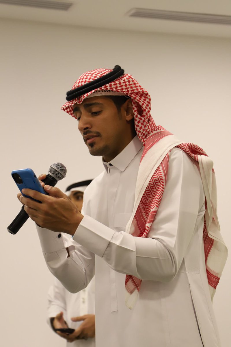 يتقدم فريق صناع السعادة التابع للجنة التنمية الاجتماعية و الاهلية بالمدينة المنورة بخالص الشكر و التقدير لحضور المنشد أحمد الرشيدي لتشريفه لنا في مبادرة سعادتهم غايتنا في نماء المنورة.