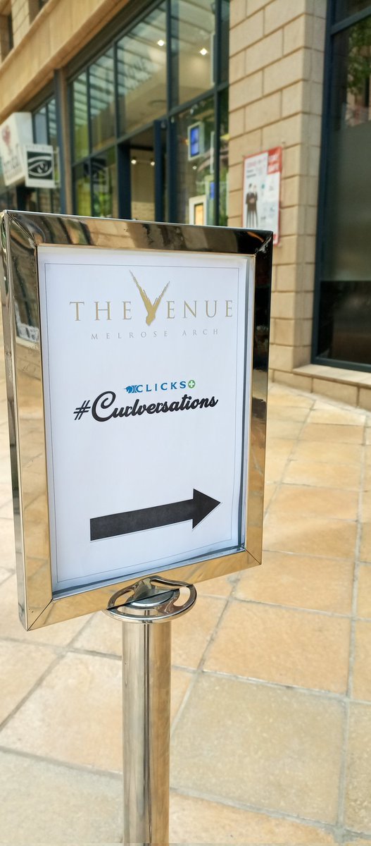Kay_Tatyana's tweet photo. Out at Melrose Arch for @Clicks_SA's #Curlversations chatting all things hair and getting face time with haircare brands like @Sofnfree_Africa @AuntJackies_SA @nativechild_co and @Boity Hair Care to name a few https://t.co/arSQs3DOis