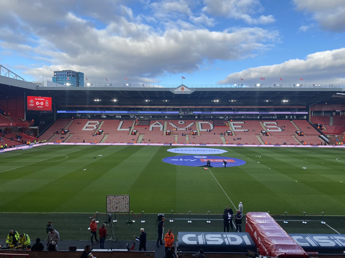 First trip to BDTBL in 22 months. What a beautiful sight. May the best team win @CergeDesmondson #twitterblades