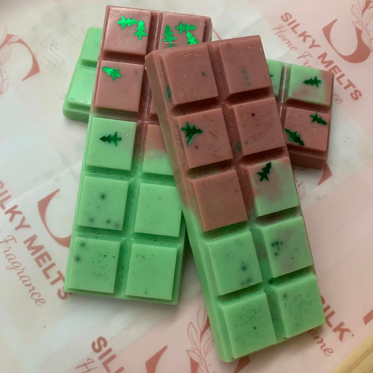 Handmade wax melts ,snaps bars, reed diffusers, room sprays &amp; more make the perfect Christmas gift!  Come &amp; have a chat with Silky Melts who will be one of our wonderful stalls at the Christmas Shopping Fayre next weekend. Buy your tickets now at christmasshoppingfayre.com