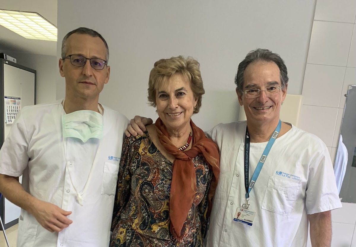 Ayer gran y triste dia: Jubilación Dra María Jesus Vázquez, espectacular medica rehabilitadora <a href="/HospitalULaPaz/">Hospital La Paz</a>. Ejemplo de persona y profesional.  En <a href="/SarcomasHULP/">Sarcomas Hospital La Paz</a> nos hara falta. Fotos con #radiologos y Cir. Ortop Oncologicos <a href="/SusanaMoraleda/">Susana Moraleda</a> <a href="/Fedop_ES/">Federación Española de Ortesistas y Protesistas</a> <a href="/SERMEF_es/">SERMEF</a> @Roci_Buendia
